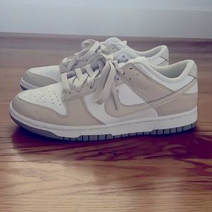 Nike Dunk Lows size: 8.5